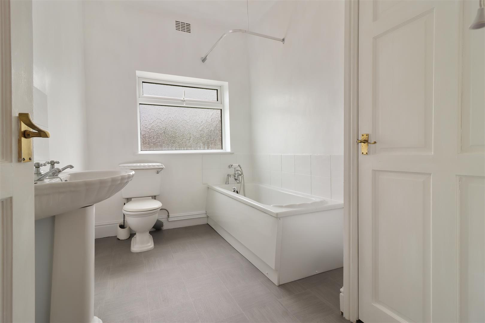 Middlecroft Road, Staveley, Chesterfield